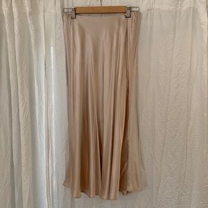 H&M midi length blush skirt size 8